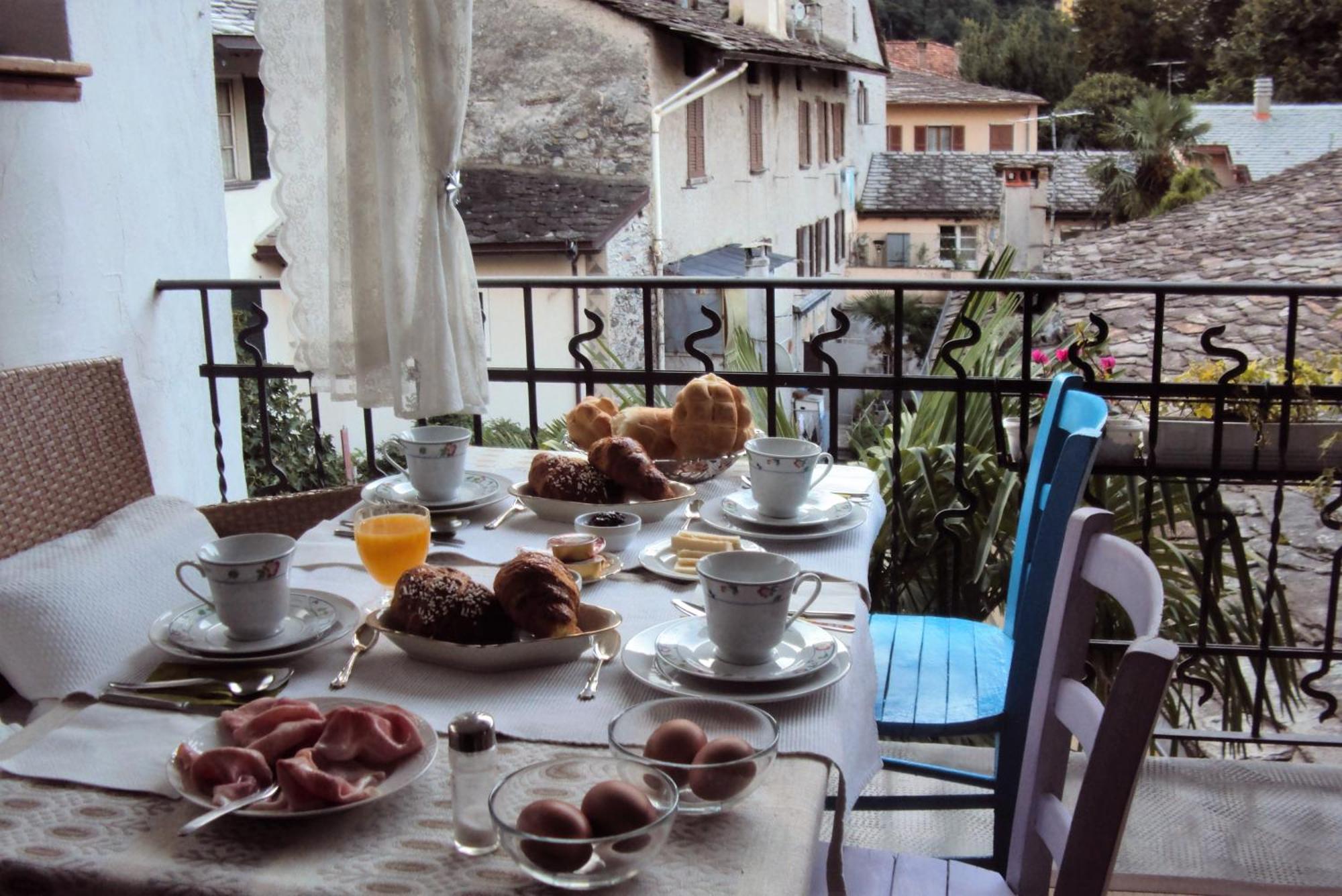 Bed and Breakfast Bb Chiavenna Centro Storico Zewnętrze zdjęcie